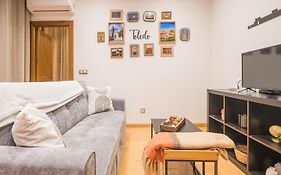 Apartamento Pozo Amargo Junto a la Catedral by Toledo AP